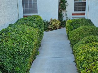 2671 Magic Moon Ln, Las Vegas, NV 89146