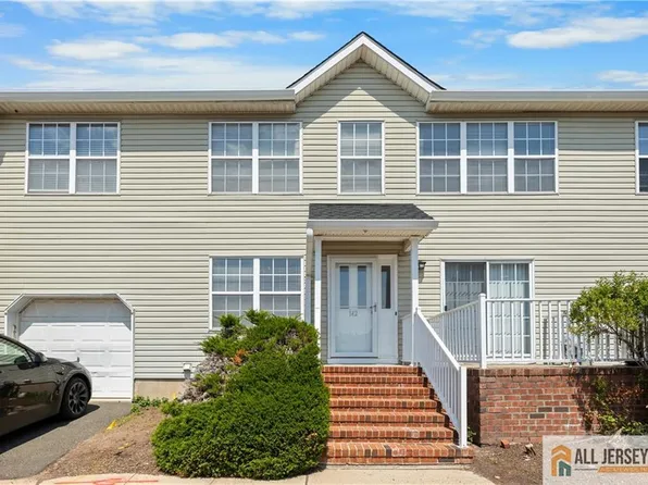 142 Lackland Ave, Piscataway, NJ 08854