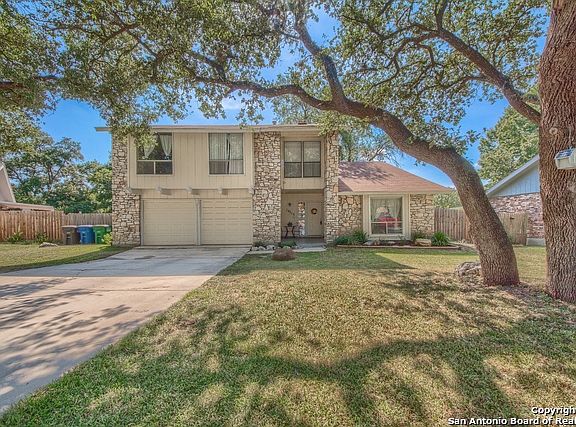 2nd image of 12215 Las Nubes St
