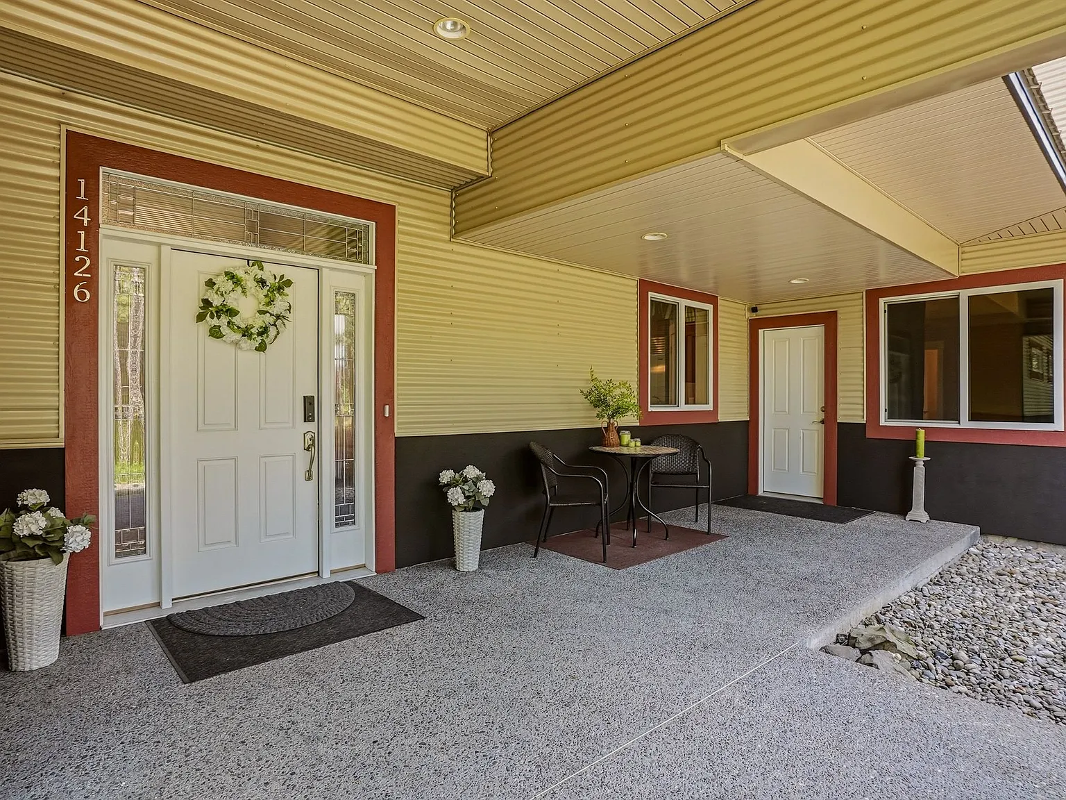 4 bed, 4268 sqft, $6,500 — Photo 4