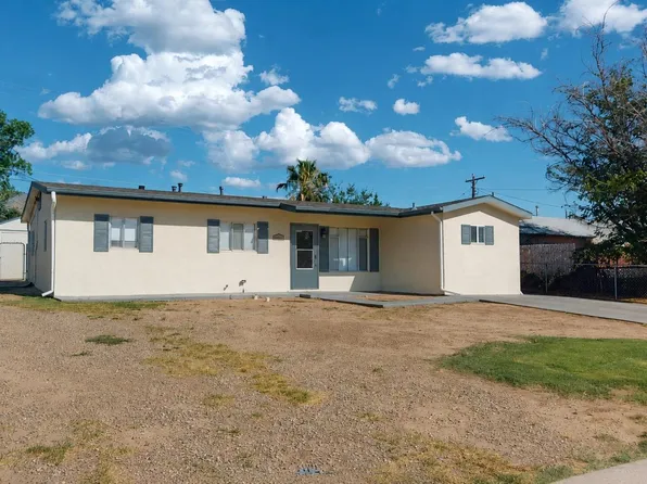 1204 Hendrix Ave, Alamogordo, NM 88310