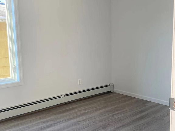 3rd image of 65 Milton Ave