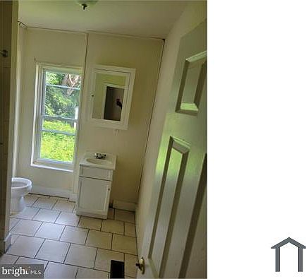 2nd image of 63 E Ashmead St