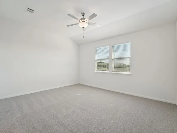 131 Divisadero Dr, Hutto, TX 78634
