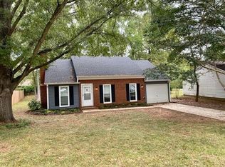 8109 Meadowdale Ln, Charlotte, NC 28227