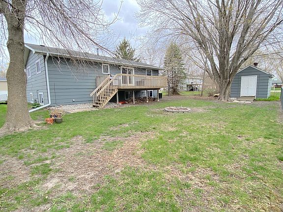2nd image of 1709 Canary Dr