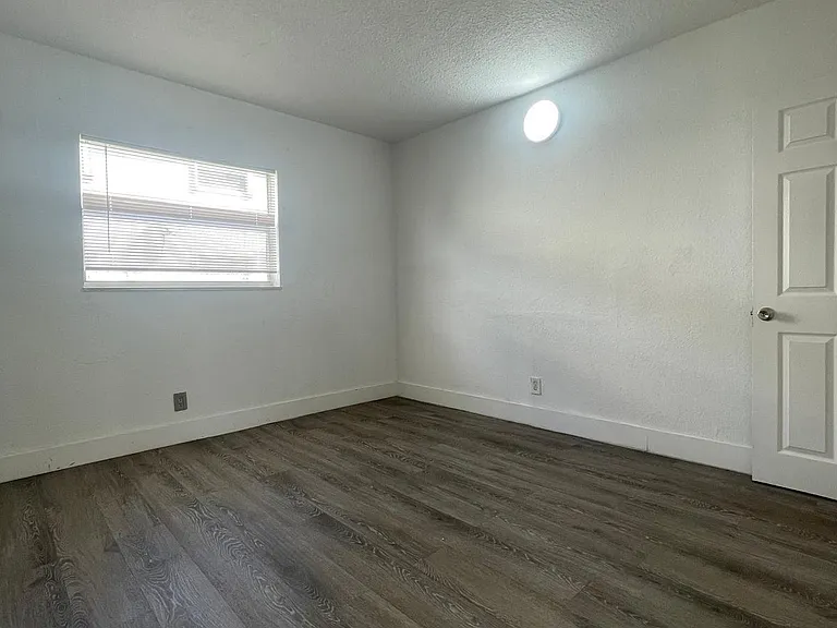 651 NW 42nd Ct #118 — Photo 13