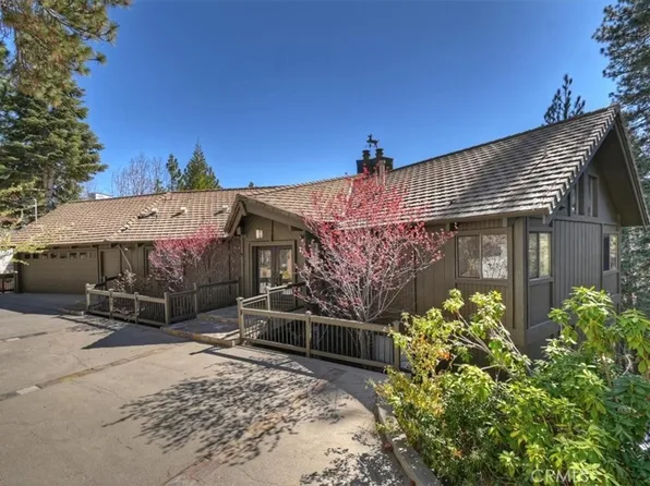 299 Riviera Dr, Lake Arrowhead, CA 92352
