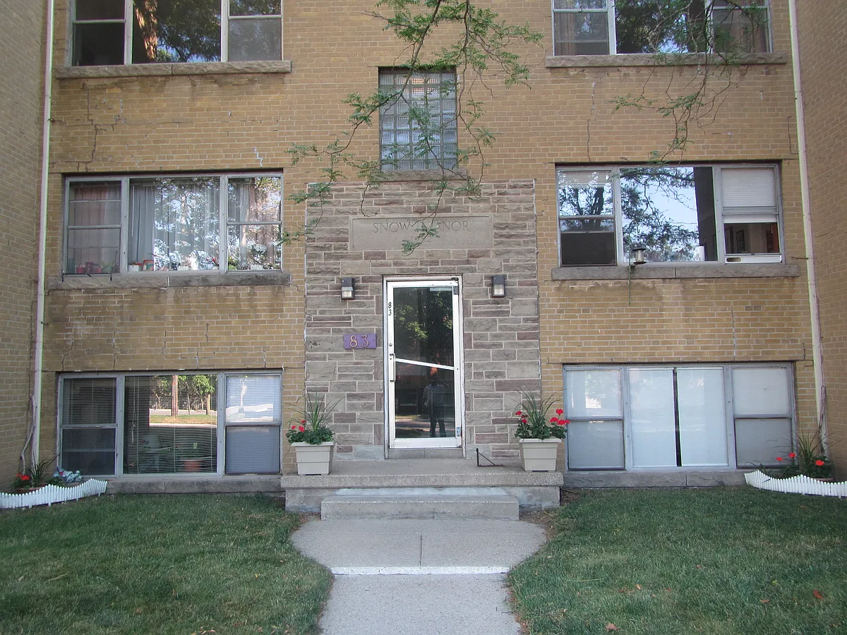 Building Photo - 83 Wilson St