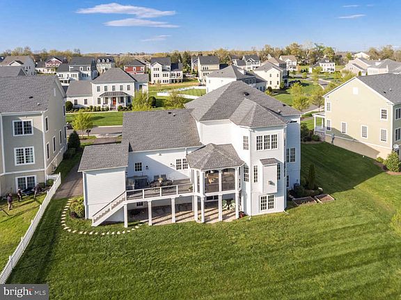 2nd image of 41773 Ivy Glen Ct