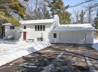 520 Coventry Dr, Plover, WI 54467