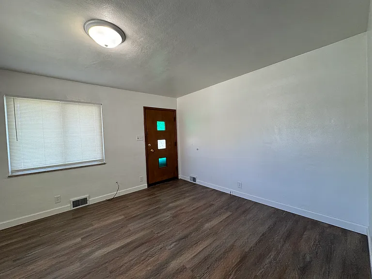 1701 E Southern Ave — Photo 9