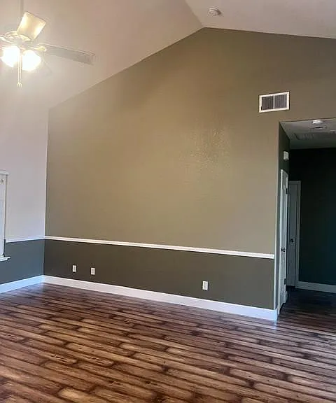 1877 E Turnberry Ave — Photo 20