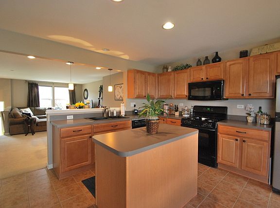 4th image of 471 Conservatory Ln #471