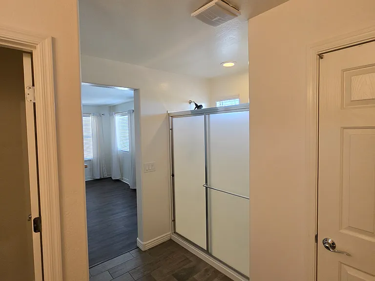 2756 E Hickory St — Photo 34