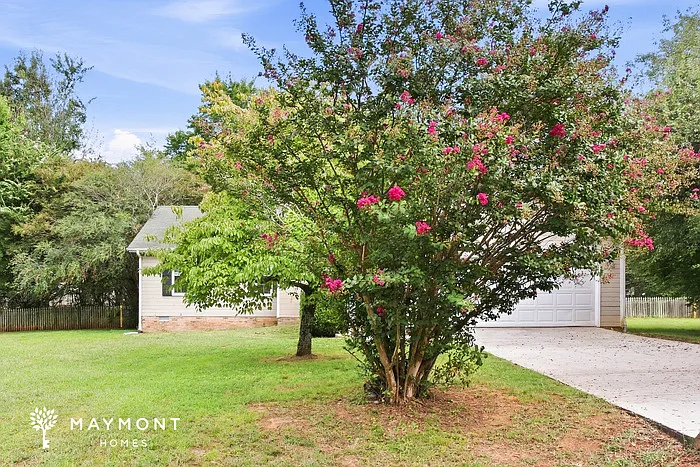 13092 Copperfield Ln