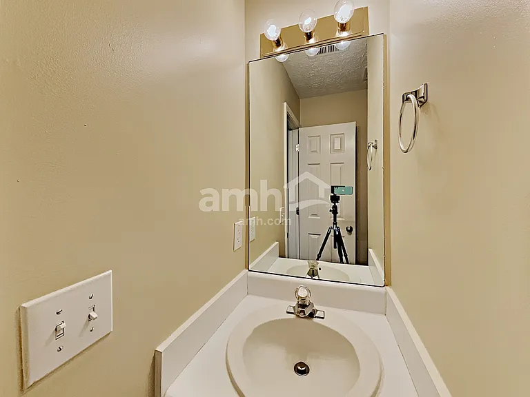 3271 Avensong Village Cir — Photo 9