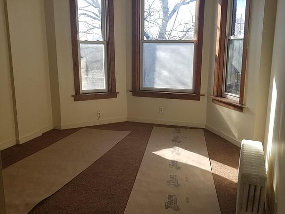 3rd image of 5328 S Calumet Ave APT 3R