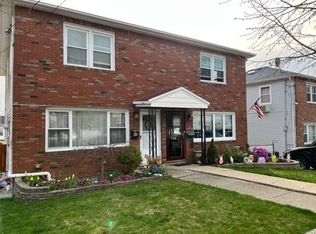82 Mobile Ave, Staten Island, NY 10306