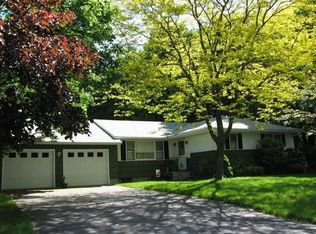 1 Robinson Ave, Succasunna, NJ 07876