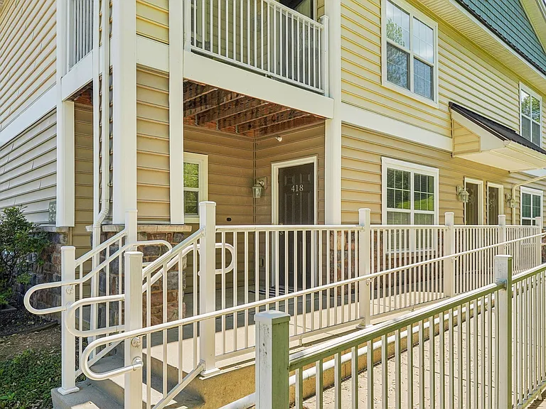 Reserve at Spring Pointe — Photo 26