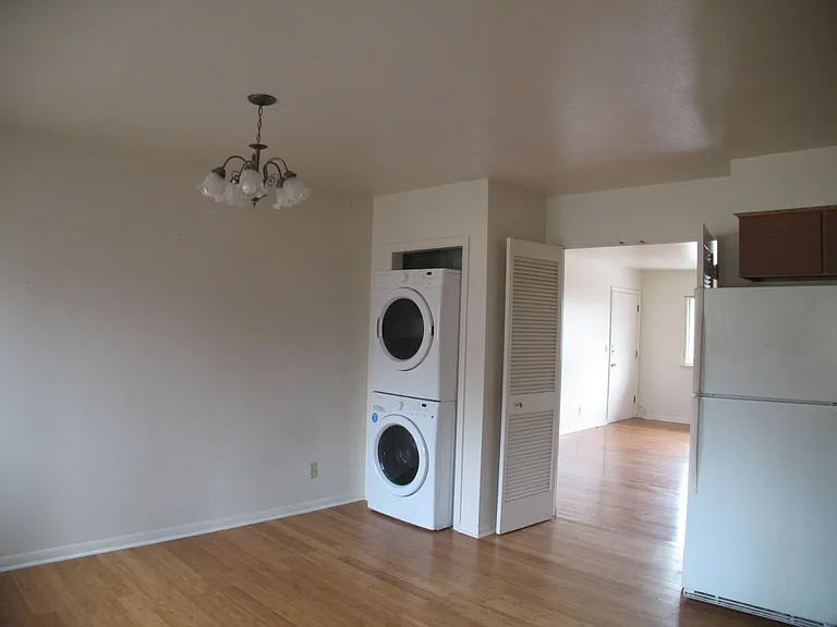 1116 W Moss Ave #A6 — Photo 5