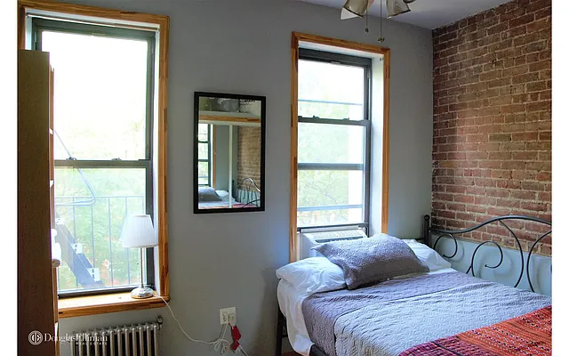 Rented by Douglas Elliman | media 31