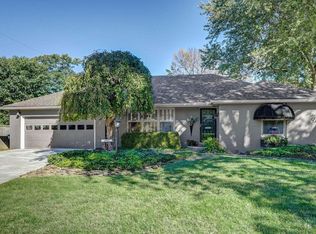 1927 E Rosebrier St, Springfield, MO 65804