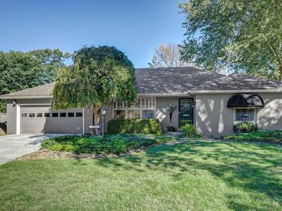1927 E Rosebrier Street, Springfield, MO, 65804