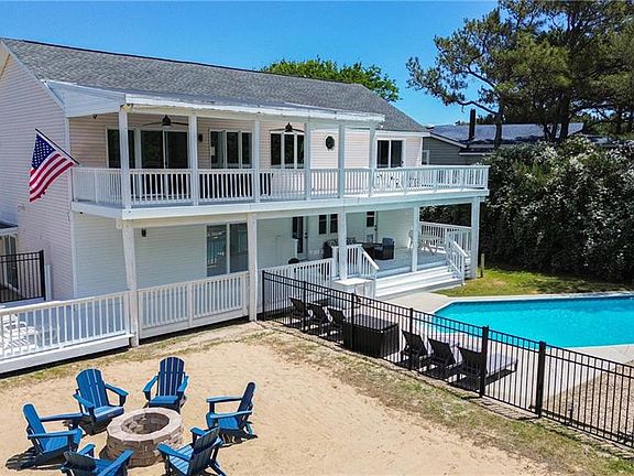 4th image of 313 Sailfish Ln