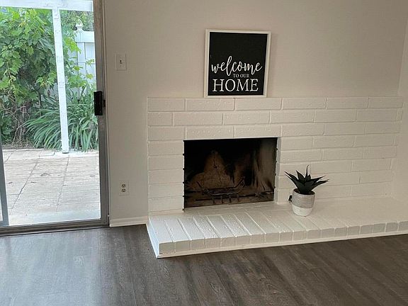 3rd image of 3603 Spanish Gate Dr