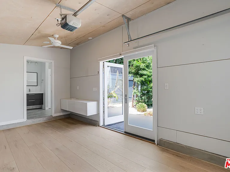 4155 Lincoln Ave — Photo 24