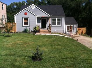 9531 Parkwood Ave, Kansas City, MO 64137