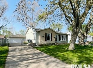 3356 W Columbia Ave, Davenport, IA