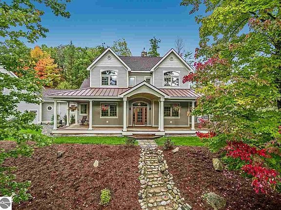 2nd image of 8931 Wheeler Pines Dr
