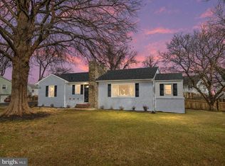 8231 Fort Smallwood Rd, Baltimore, MD 21226