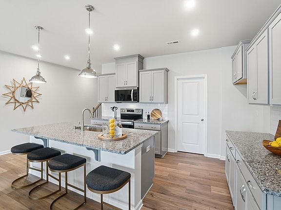 5th image of 17 Silver Pine Dr Lot 45