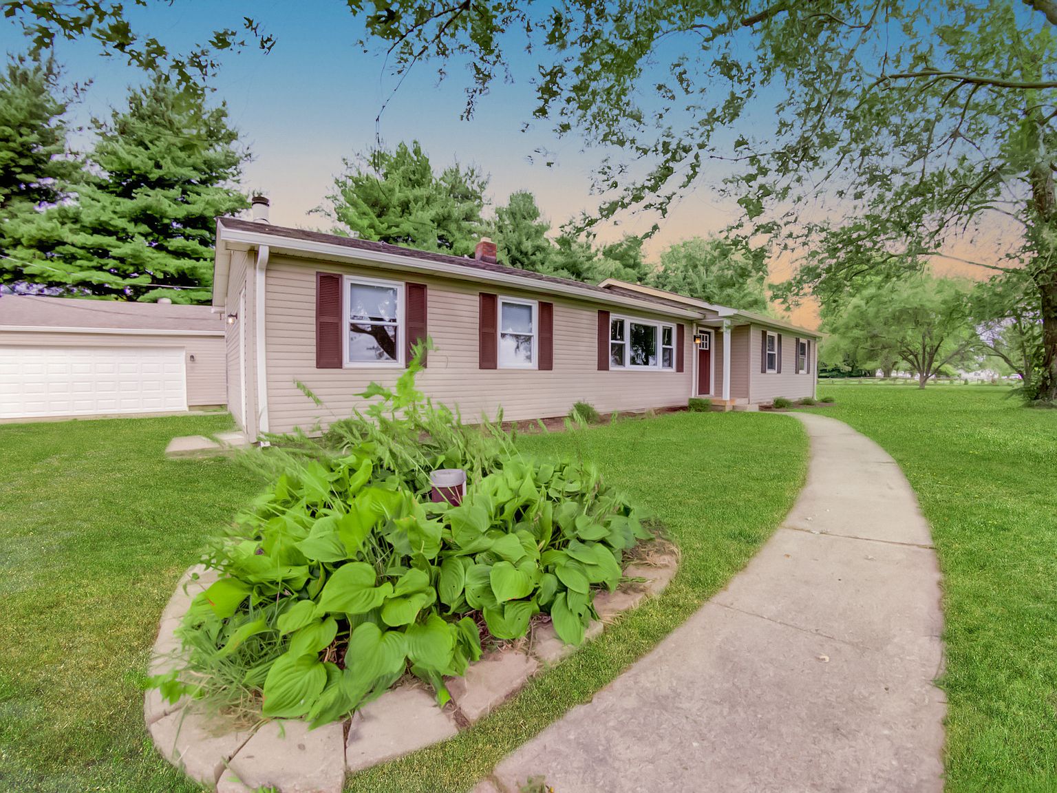 729 N Knightstown Rd, Shelbyville, IN 46176 Zillow