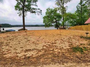 210 Lakeside Dr, Hemphill, TX 75948
