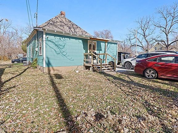 2nd image of 722 W Brower Street