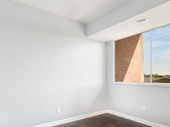 3rd image of 431 N Armistead St APT T1