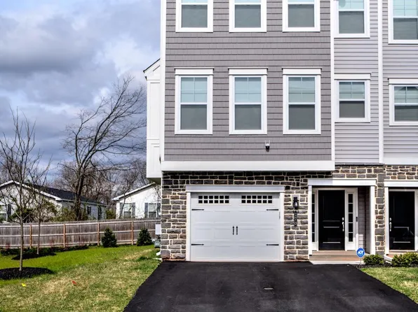 170 Everleigh Dr, Royersford, PA 19468