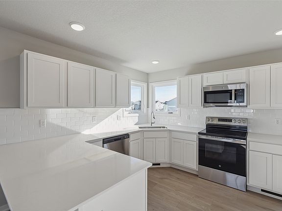 3rd image of 809 NW 3rd St