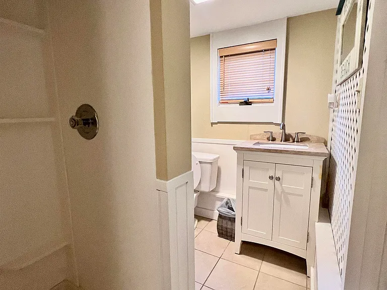 7 N Delavan Ave #2026 — Photo 7