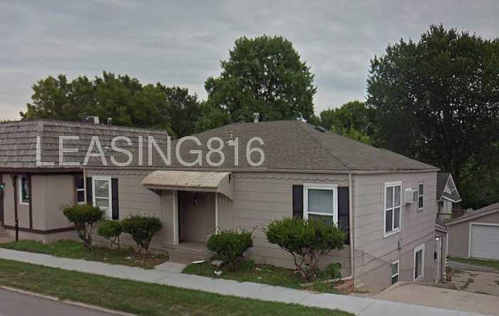 1st image of 517 E 23rd St S