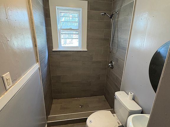 5th image of 17 Hawthorne Terrace