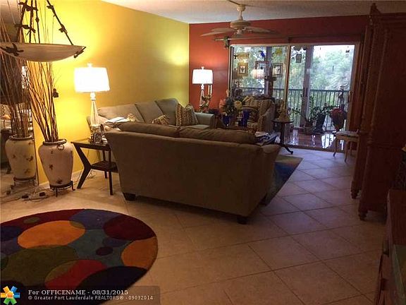 4th image of 2208 S Cypress Bend Dr APT 302
