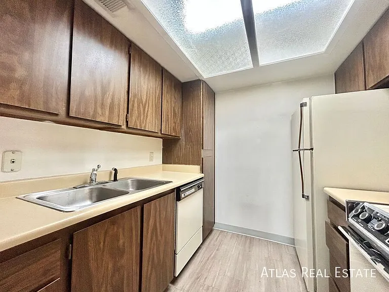 4681 S Decatur St #321 — Photo 6