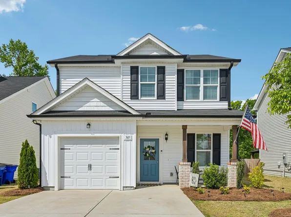 369 Sturgeon St, Smithfield, NC 27577