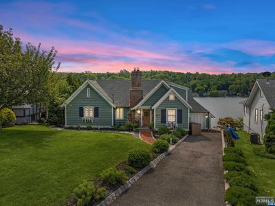 422 W Shore Trl, Sparta, NJ, 07871